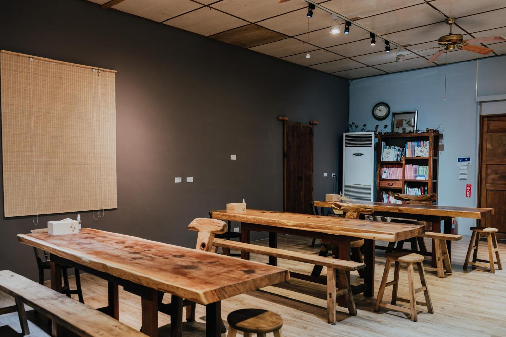 蘊慢築 茶花藝主題民宿 Yun Man Zhu Homestay Gongguan Экстерьер фото