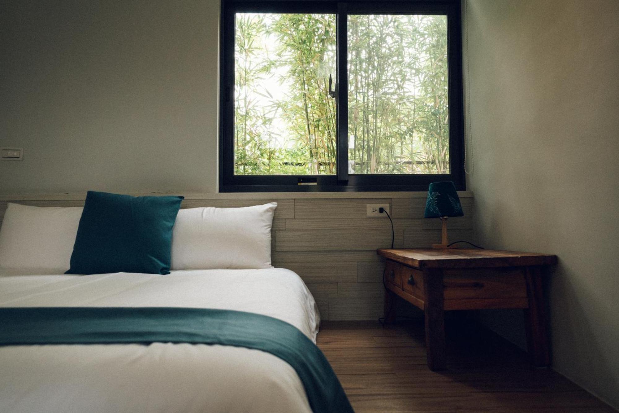 蘊慢築 茶花藝主題民宿 Yun Man Zhu Homestay Gongguan Экстерьер фото