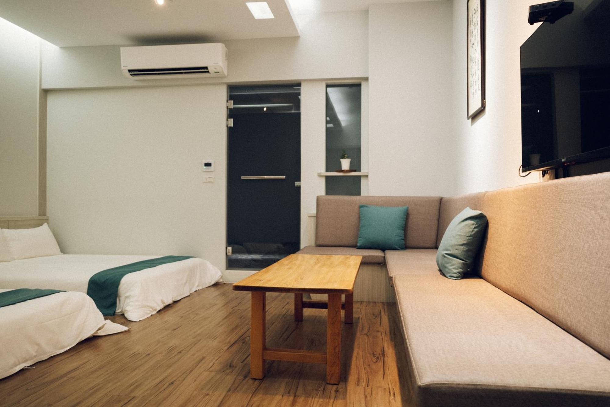 蘊慢築 茶花藝主題民宿 Yun Man Zhu Homestay Gongguan Экстерьер фото